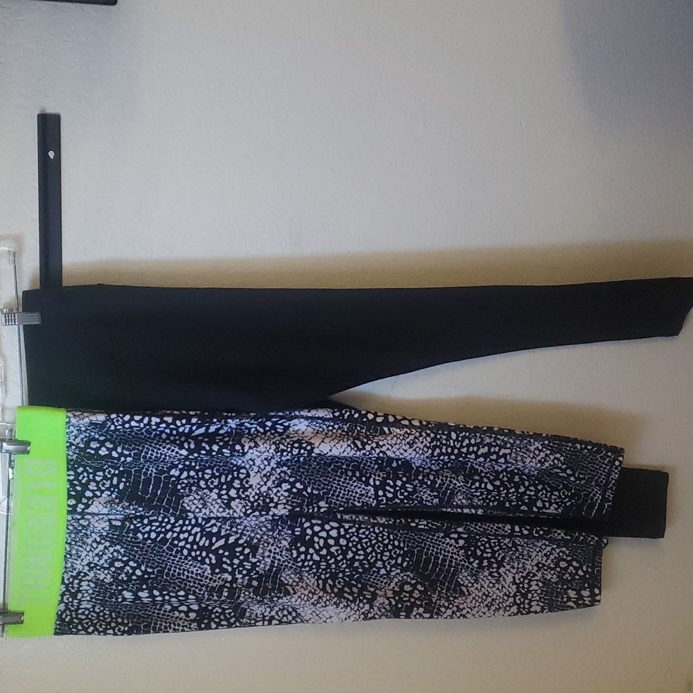 💚 2 active leggings